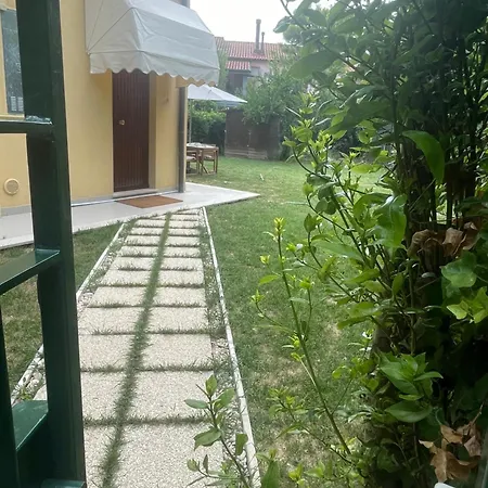Apartament La Casa Di Francy Con Giardino Privato